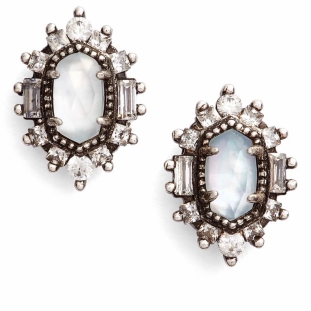 Kendra Scott Ellie Shaped Stud Earrings